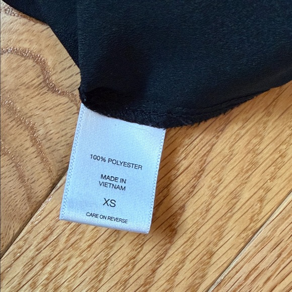 New York & Company Black Women's Top - Picture 3 of 4